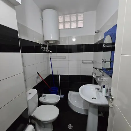 Aron's 37, 6th Floor Durrës