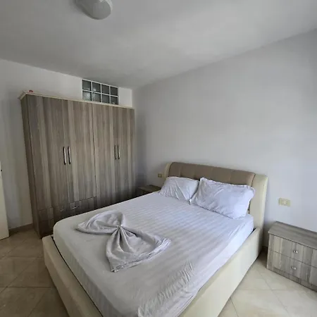 Aron's 37, 6th Floor