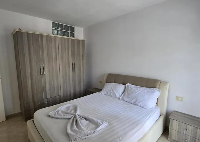 Aron's 37, 6th Floor