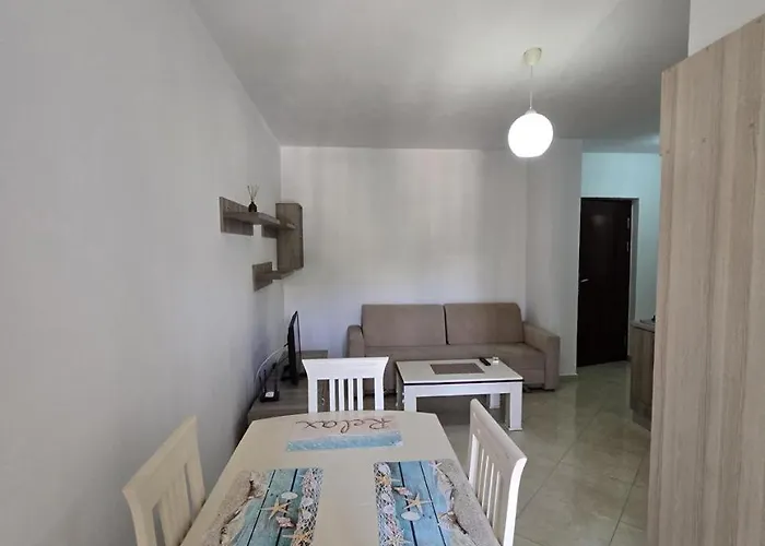 Aron's 37, 6th Floor ドゥラス